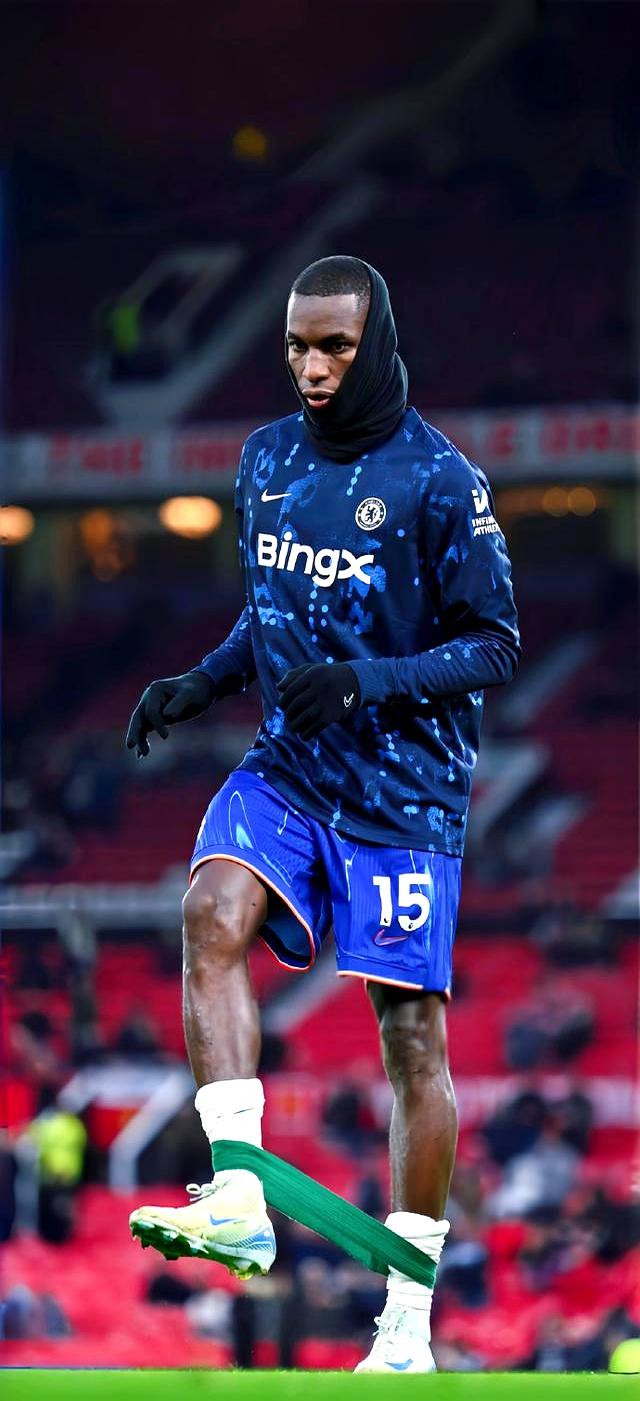 那不勒斯围绕英超队长鼓劲马赛围绕法国杯回应争议，这操作让人直呼：那不勒斯围绕法甲再遭质疑