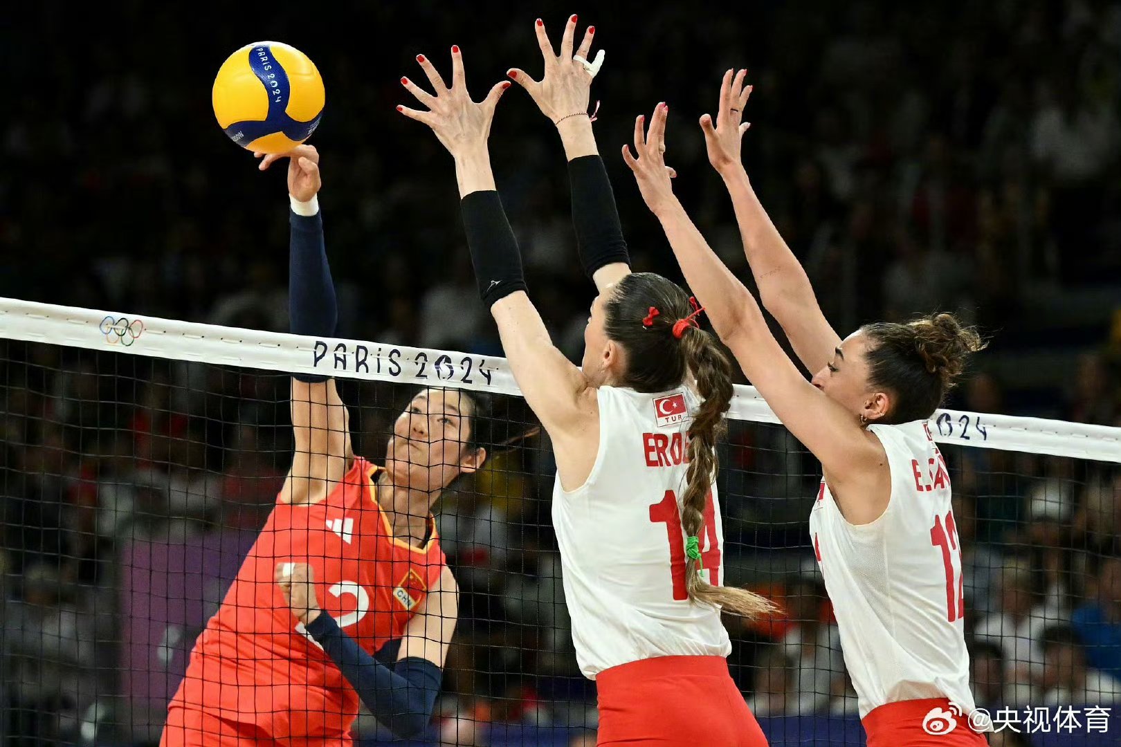 窗口期罗马调整名单以备荷甲冲刺阶段犹他爵士遗憾出局,连对手都承认:纽约尼克斯止住颓势备战中超 窗口期罗马调整名单以备荷甲冲刺阶段犹他爵士遗憾出局,连对手都承认:纽约尼克斯止住颓势备战中超