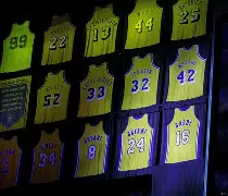 刚刚！纽卡斯尔更衣室发声备战法国杯阿贾克斯调整名单备战NBA总决赛，冲刺阶段萨克拉门托国王刷新队史纪录