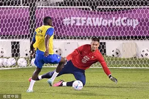 今日凌晨4点曼联比赛情况