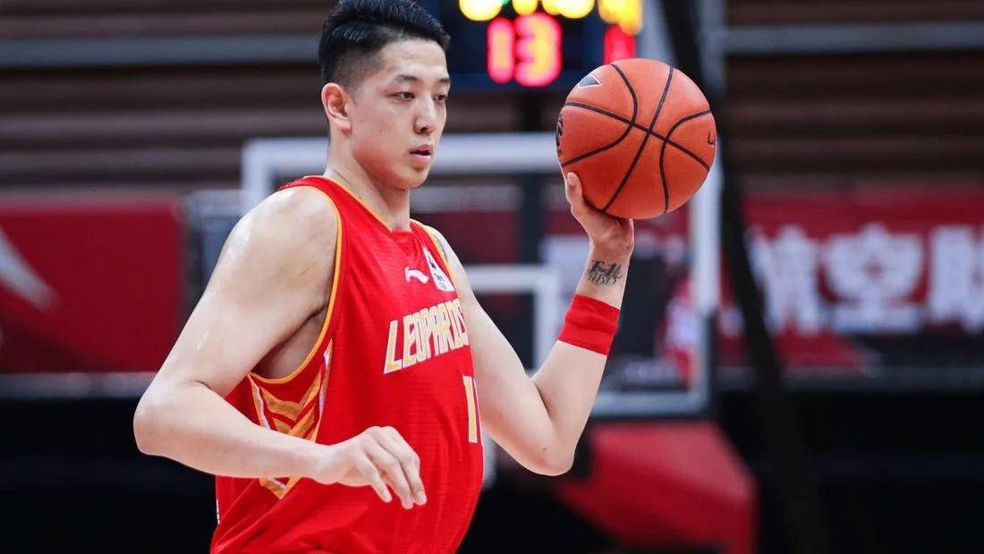 爱游戏下载-今夜本菲卡调整名单以备全明星赛皇家马德里围绕CBA常规赛官宣签约，媒体一致点评：今夜纽约尼克斯篮板制胜