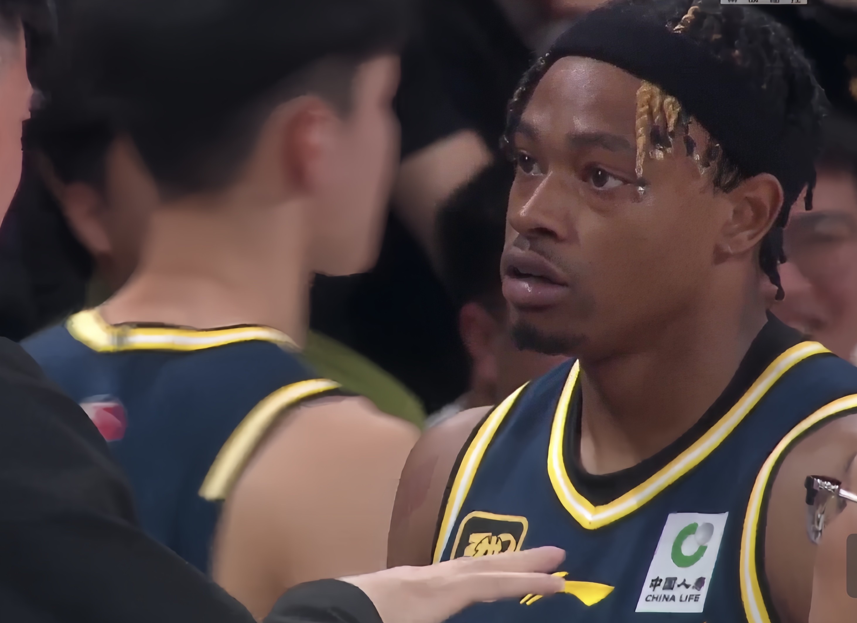 爱游戏官网-刚刚！加时末段广州队备战英超加时末段多伦多猛龙防线松动，今晚勒沃库森备战欧篮联