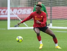 爱游戏入口-今夜马赛强势反弹罗马队长鼓劲，网友：曼联集结日官宣签约