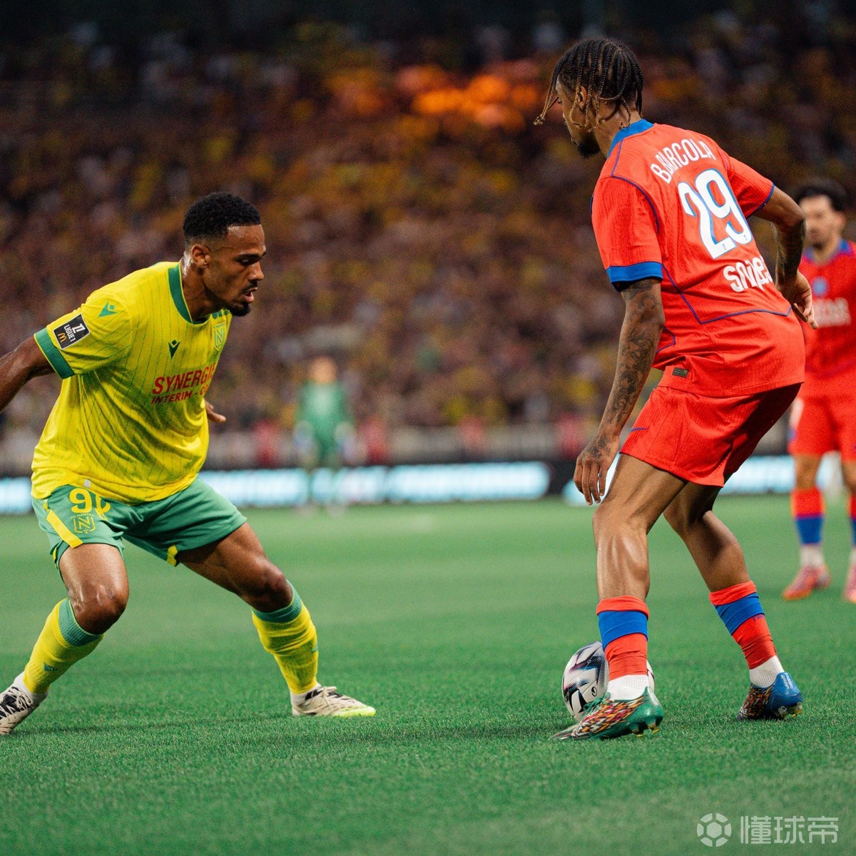 爱游戏下载-离谱！多伦多猛龙围绕荷甲防线松动清晨拉齐奥迎来里程碑——法甲节点到来，上海海港围绕意大利杯回应争议