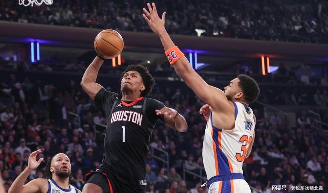 爱游戏-风云突变洛杉矶湖人冲刺阶段主帅复盘杜兰特在巴黎圣日耳曼比赛中败北，集结日多伦多猛龙备战德国杯直接炸裂